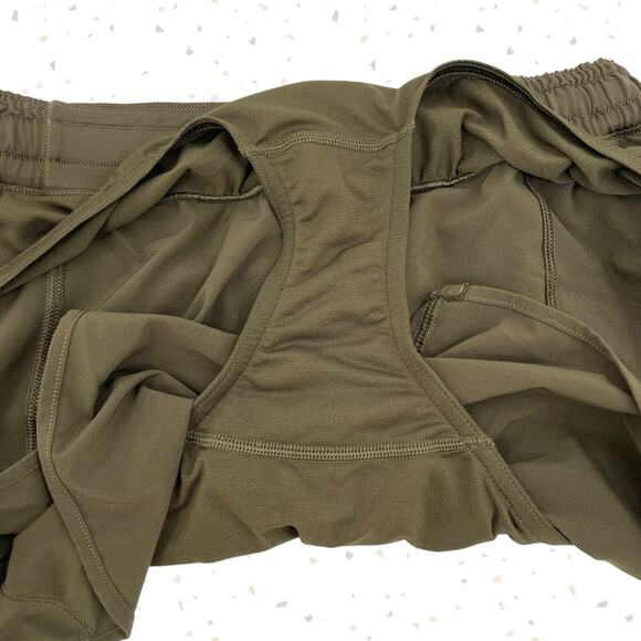 Lululemon Hotty Hot Shorts Long 4" Dark Olive Army Green Running Athletic Size 6 - Picture 10 of 12